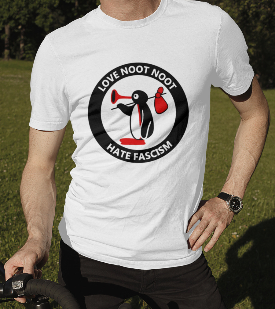 Love Noot Noot Hate Fascism Penguin Carrying Red Bag T-Shirt