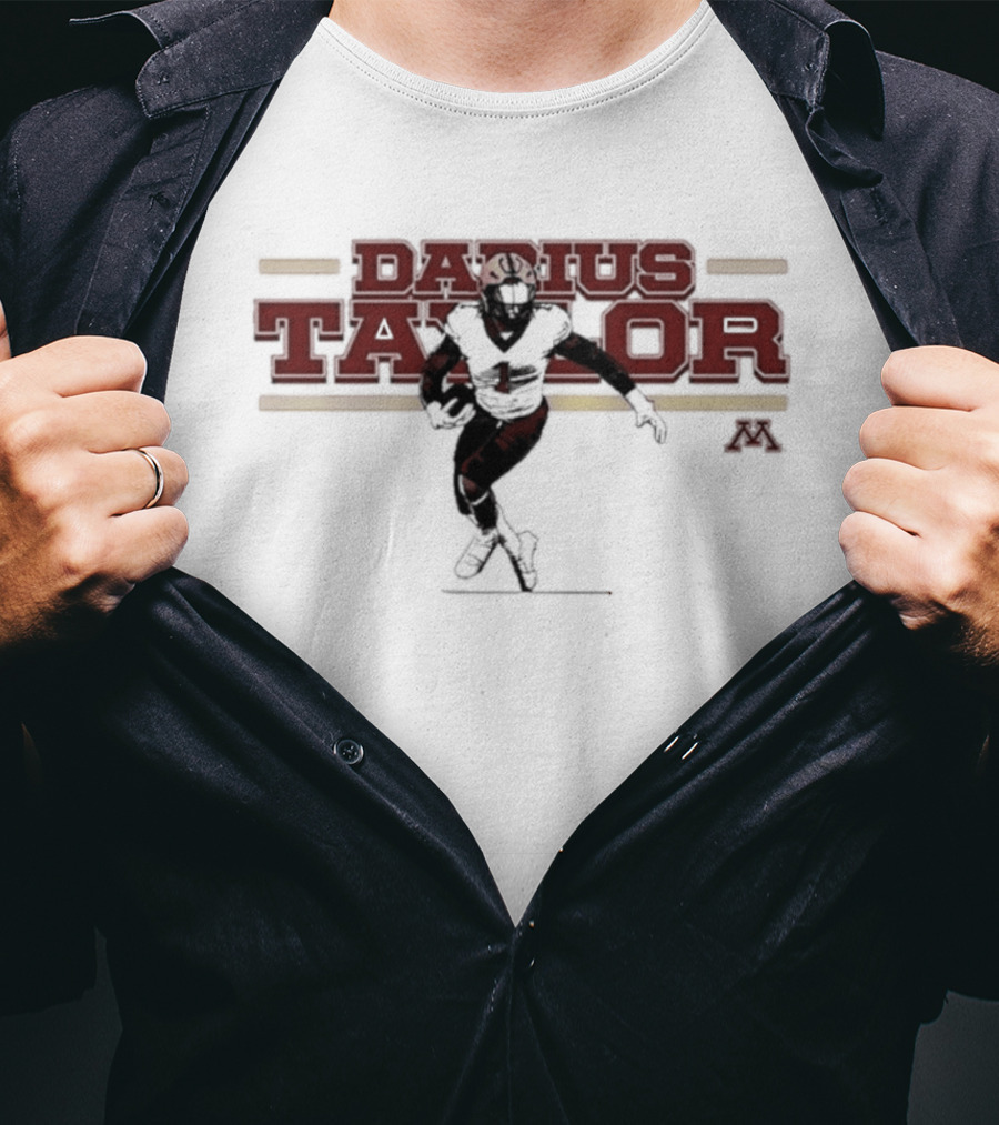 Darius Taylor Minnesota Golden Gophers Football Player Pose T-Shirt