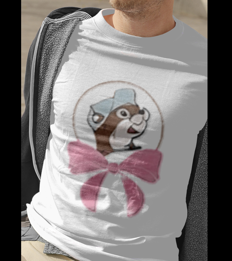 Buc Ee's Beaver With Pink Bow Icon In Circle T-Shirt