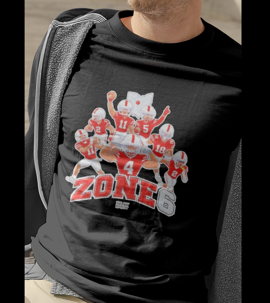Zone 6 Ohio State Buckeyes Football Players Pose With State T-Shirt