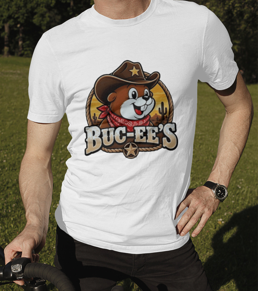 Buc Ee's Cowboy Howdy Beaver Star Bandana Cacti Desert Scene T-Shirt