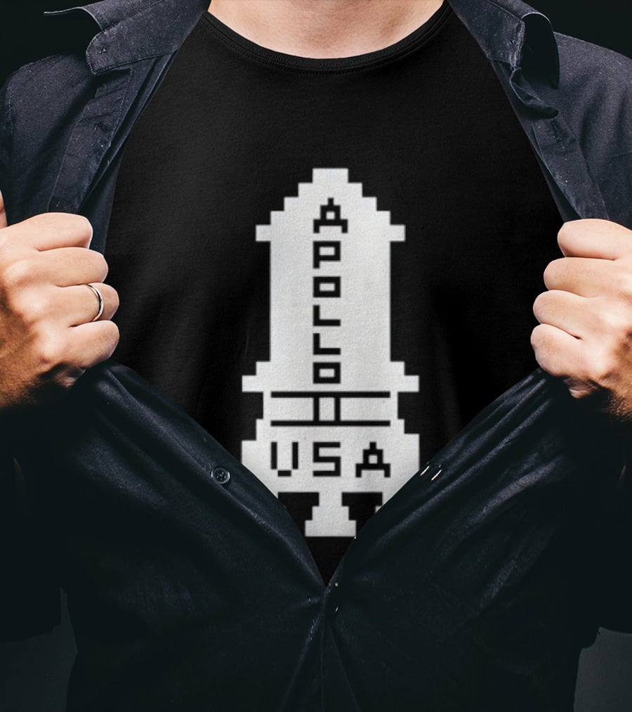 Apollo USA Rocket NASA Pixel T-Shirt
