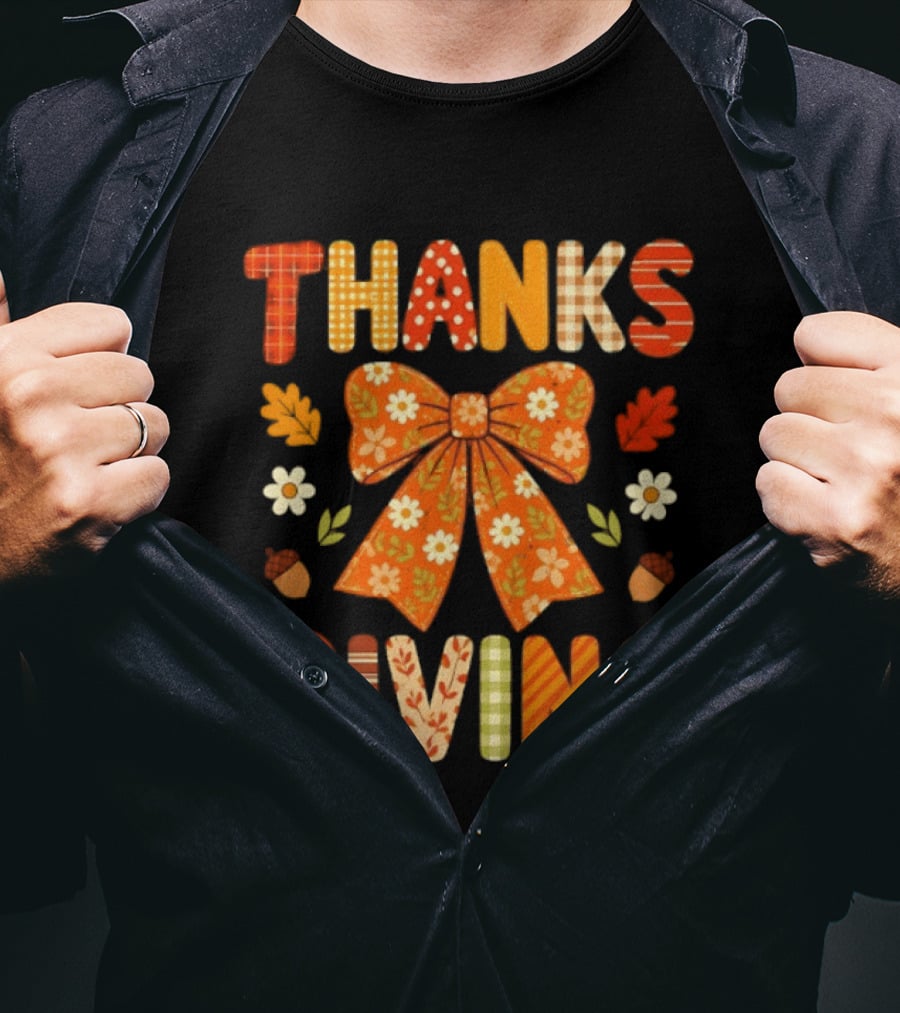 Thanksgiving Floral Bow With Autumn Acorns And Leaves T-Shirt