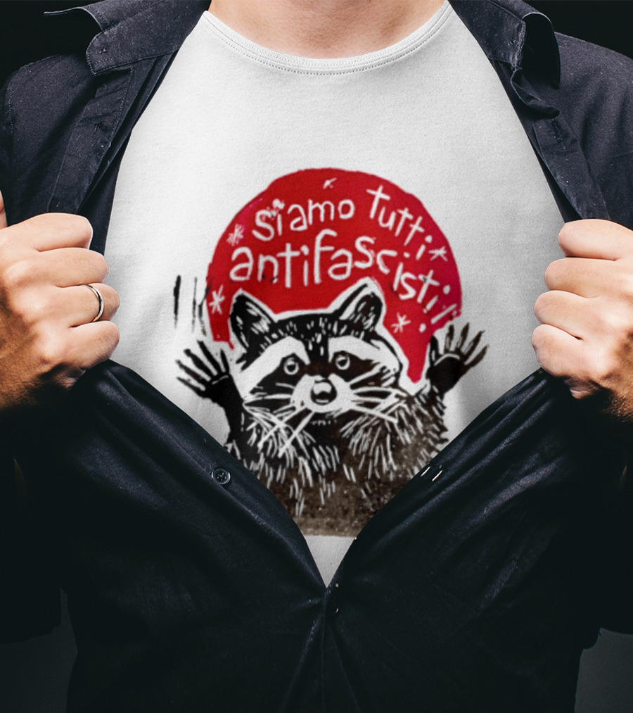 Siamo Tutti Antifascisti Raccoon Image T-Shirt