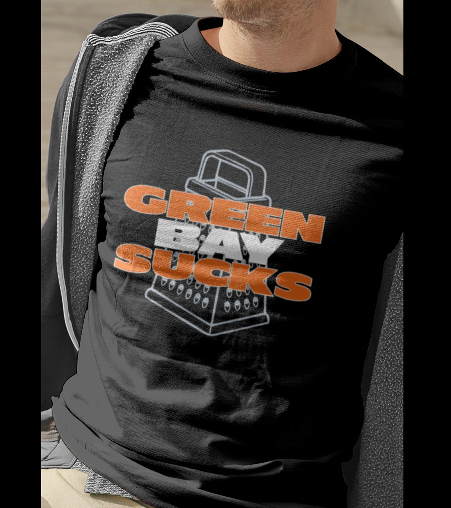 Chicago Bears Green Bay Sucks Cheese Grater T-Shirt