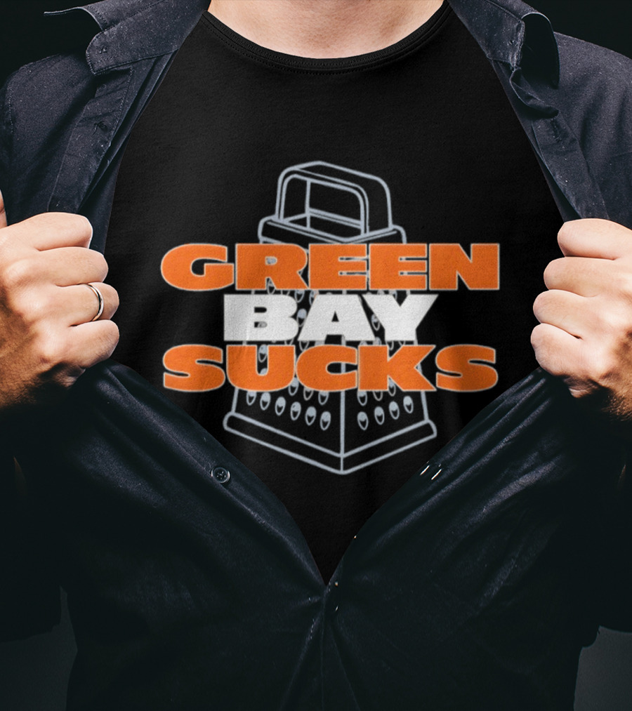 Chicago Bears Green Bay Sucks Cheese Grater T-Shirt