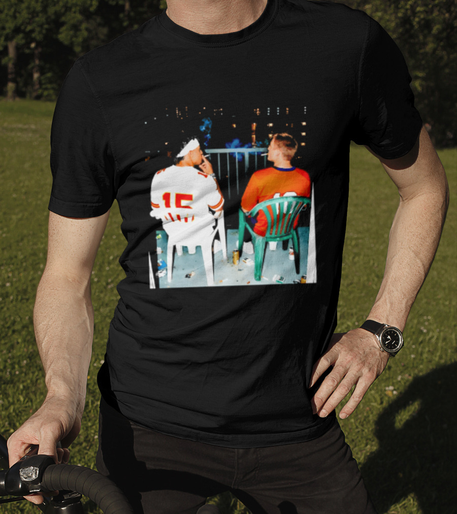 Patrick Mahomes Kansas City Chiefs And Bo Nix Denver Broncos Smoking Behind Skyline T-Shirt