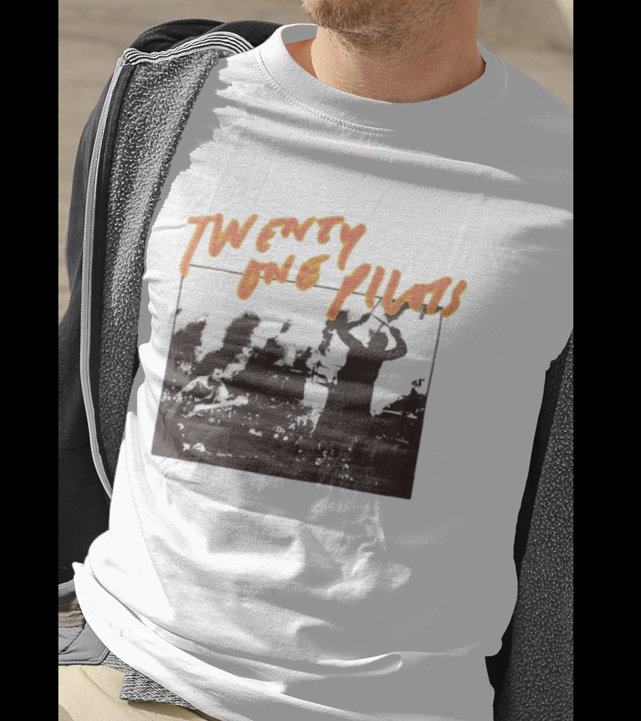 Twenty One Pilots Live Photo Silhouette Drummer Stage Performance T-Shirt