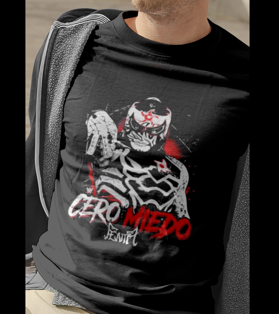 Cero Miedo Penta Hand Sign WWE Photo T-Shirt