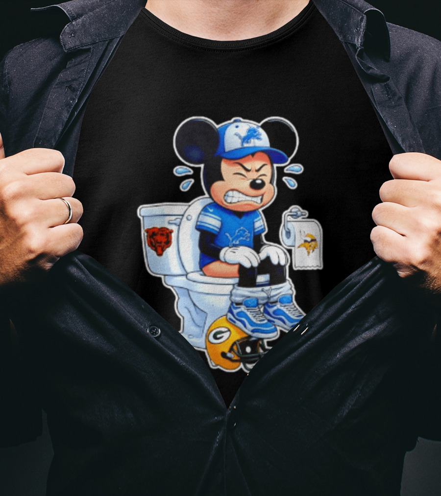 Detroit Lions Mickey Toilet Beating Bears Vikings Packers Football T-Shirt