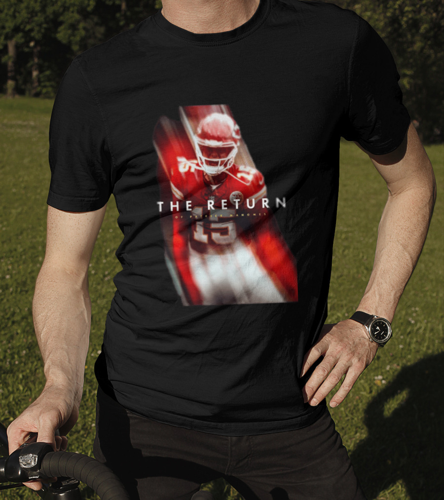 Patrick Mahomes The Return Kansas City Chiefs 15 NFL 2026 Seasons T-Shirt