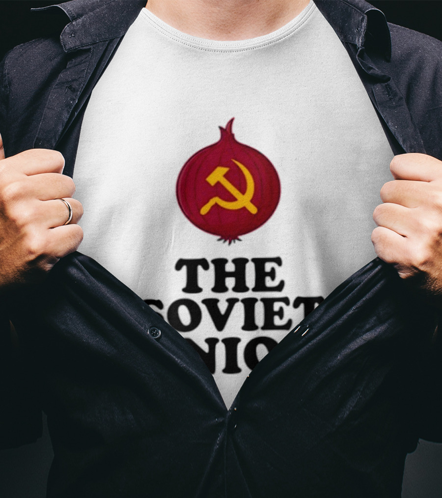 The Soviet Onion Communism USSR Pun Political Humor Hammer Sickle T-Shirt