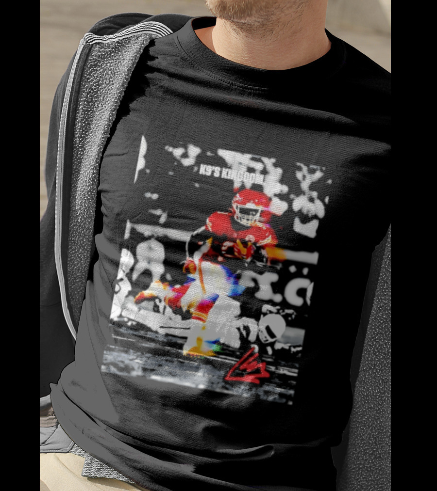 Kansas City Chiefs Kenneth Walker III K9's Kingdom Football Player In Action T-Shirt