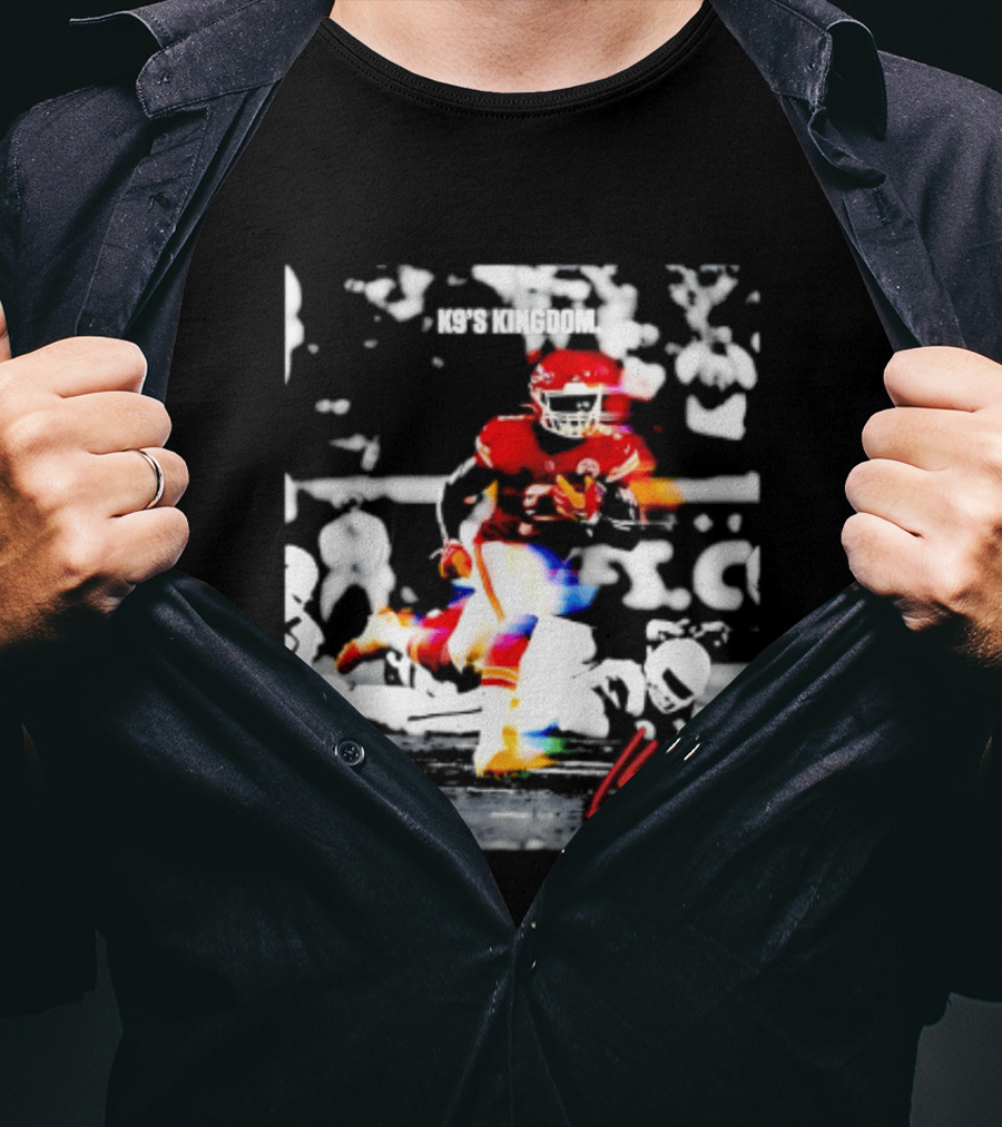Kansas City Chiefs Kenneth Walker III K9's Kingdom Football Player In Action T-Shirt