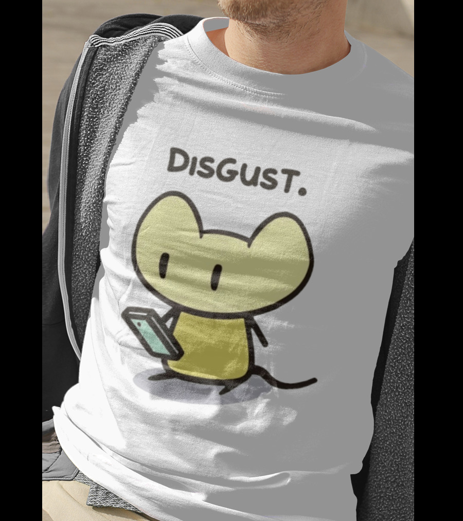 Disgust Mouse With Phone Vintage Humor T-Shirt