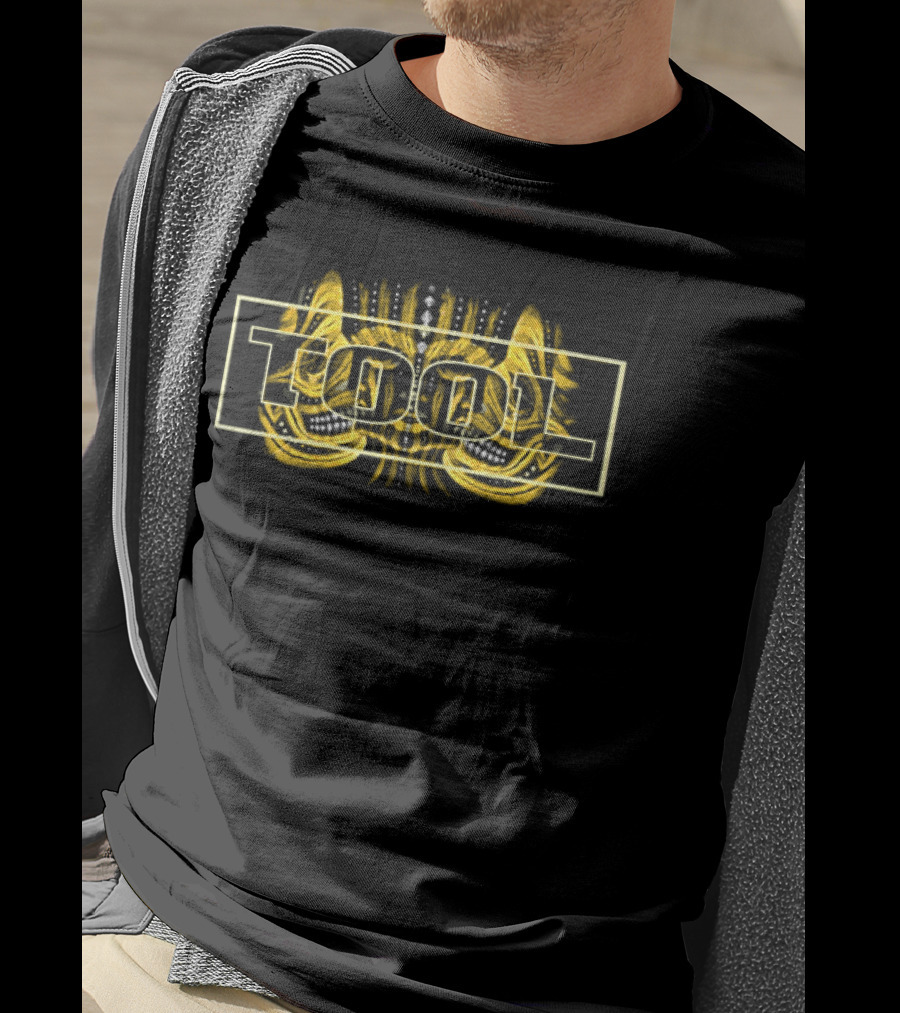 Tool Riot Fest 2026 Douglass Park Chicago September 19 Golden Mask Sun T-Shirt