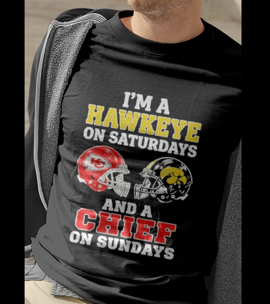 I'm A Hawkeye On Saturdays And A Chief On Sundays Helmet Head To Head T-Shirt
