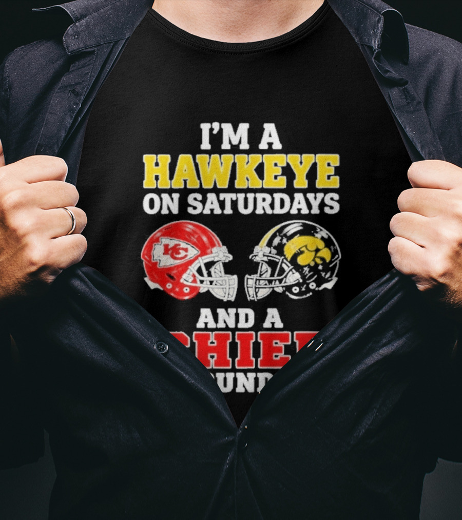 I'm A Hawkeye On Saturdays And A Chief On Sundays Helmet Head To Head T-Shirt