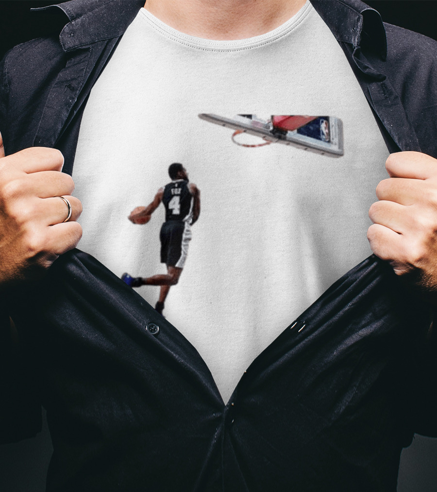 DeAaron Fox Dunk Action Sacramento Kings Basketball NBA T-Shirt