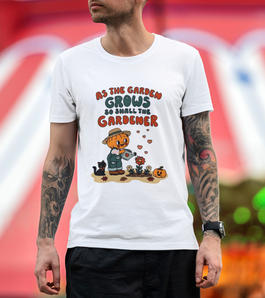As The Garden Grows So Shall The Gardener Pumpkin Watering Flowers With Cat And Hearts T-Shirt