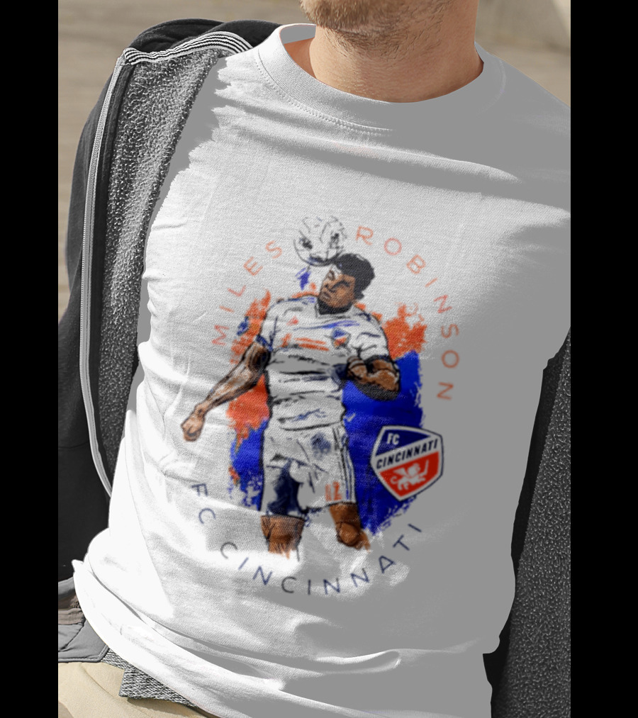 Miles Robinson FC Cincinnati Player Make Your Mark T-Shirt