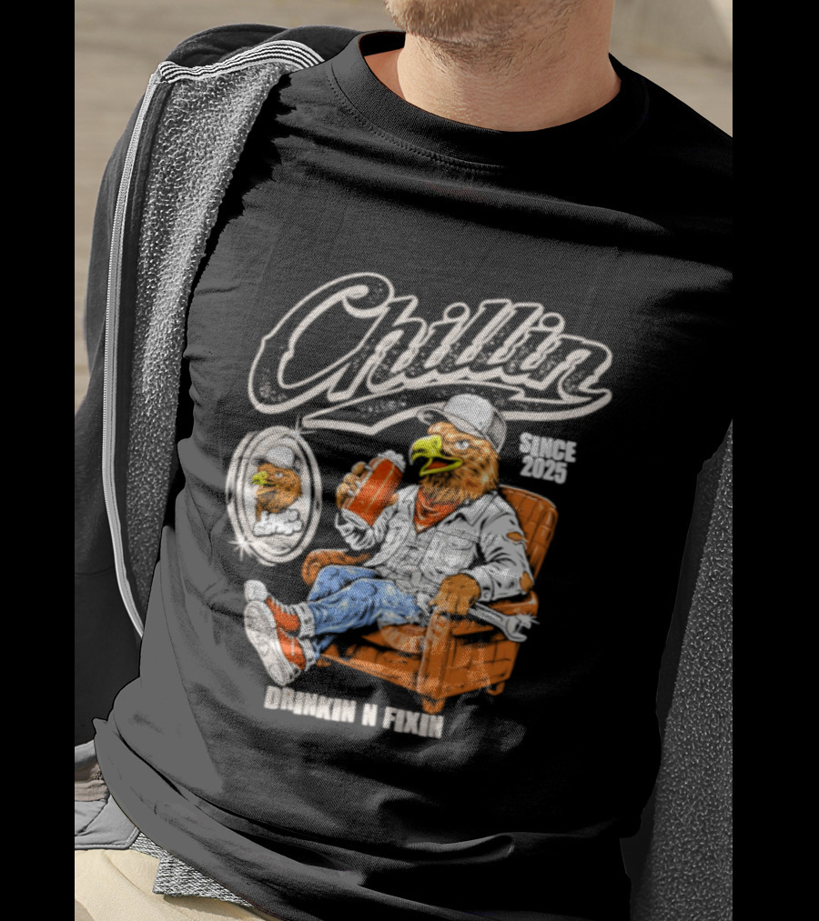 Chillin Since 2025 Eagle Drinkin N Fixin Garage Vibes T-Shirt