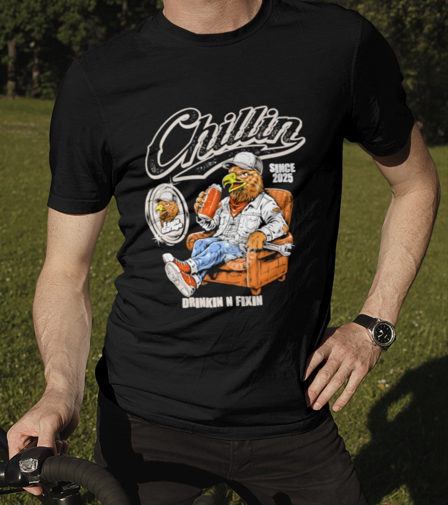 Chillin Since 2025 Eagle Drinkin N Fixin Garage Vibes T-Shirt