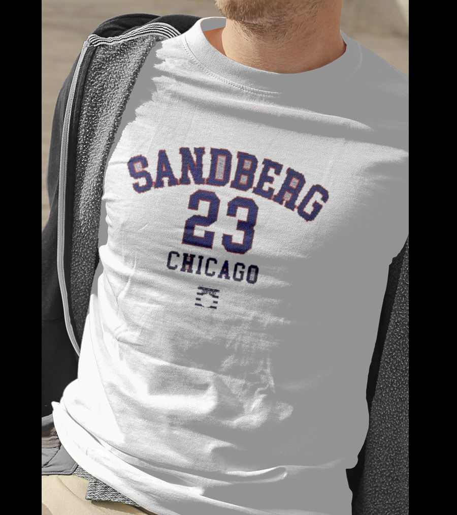 Sandberg 23 Chicago Baseball Legend T-Shirt