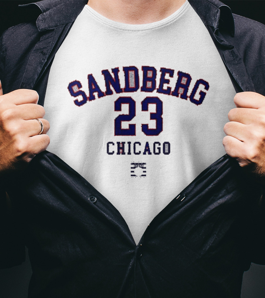 Sandberg 23 Chicago Baseball Legend T-Shirt