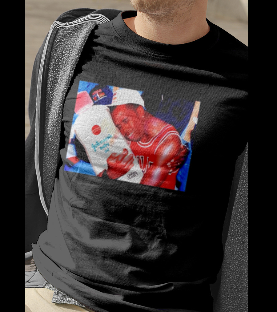 Sean Diddy Combs Johnson's Baby Oil Chicago Bulls Hugging Moment T-Shirt