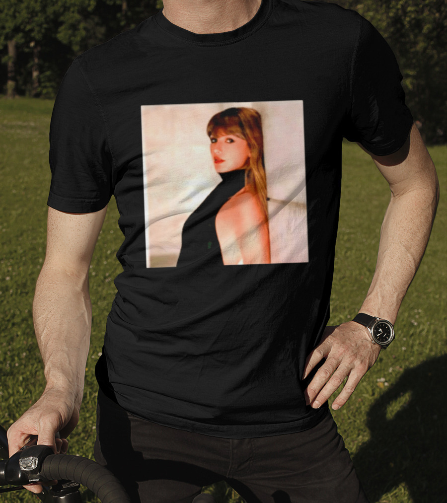 I'm Sorry, I Don't Know Who This Is Based On The Image Alone. T-Shirt