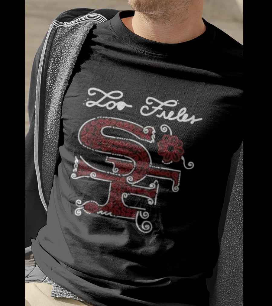 San Francisco 49ers Latino Heritage 2026 Celebración Con Estilo Flor Central T-Shirt