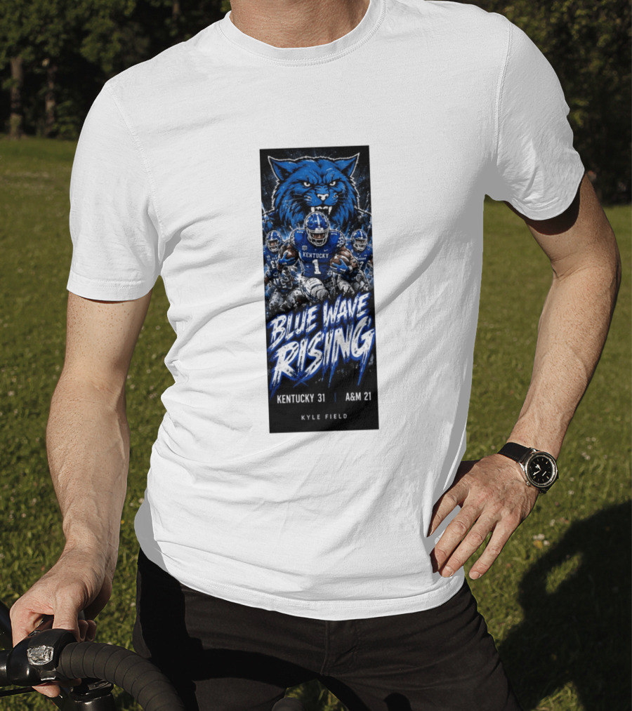 NCAA Kentucky Wildcats Blue Wave Rising 31 To 21 Victory At Texas AM Kyle Field T-Shirt