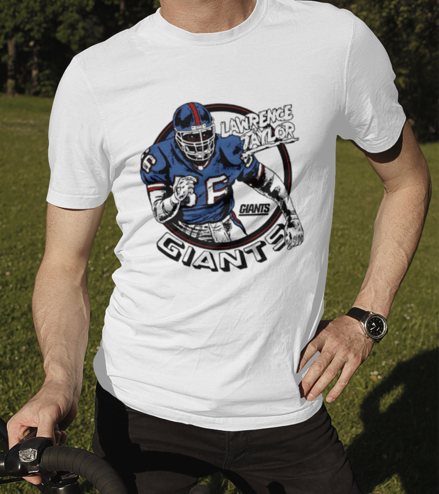 New York Giants Lawrence Taylor Football Player Vintage Pose T-Shirt