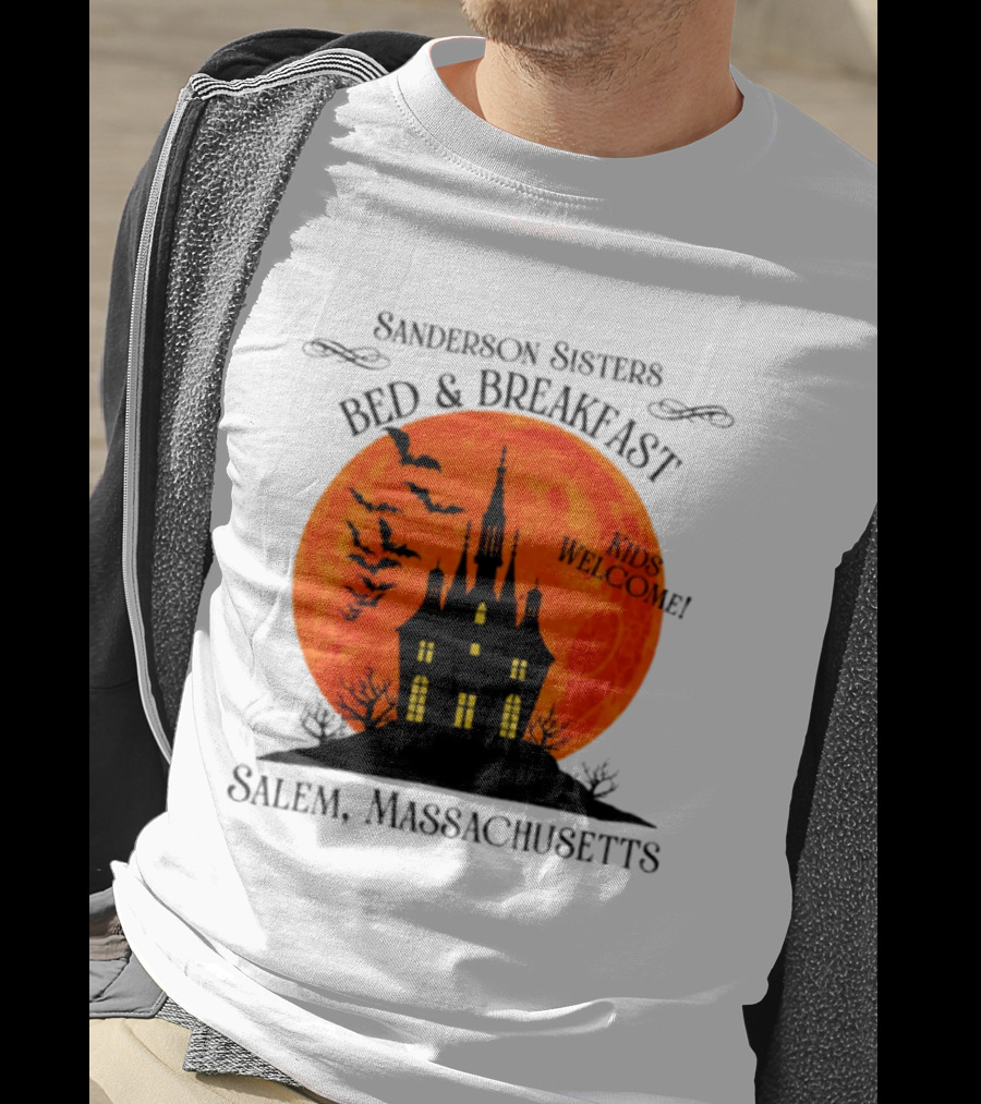 Sanderson Sisters Bed And Breakfast Kids Welcome Salem Massachusetts Halloween Bats Haunted House T-Shirt