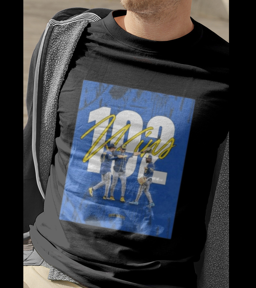 Milwaukee Brewers 102 Wins Blue Background Team Celebration T-Shirt