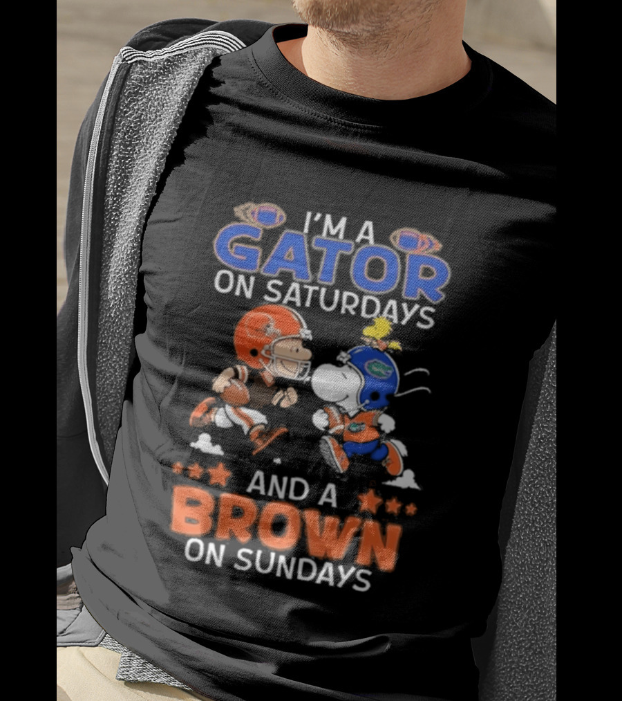 Charlie Brown Snoopy I'm A Gator On Saturdays And A Brown On Sundays Football Helmets T-Shirt