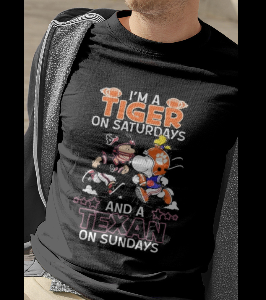 I'm A Tiger On Saturdays And A Texan On Sundays Charlie Brown Snoopy T-Shirt