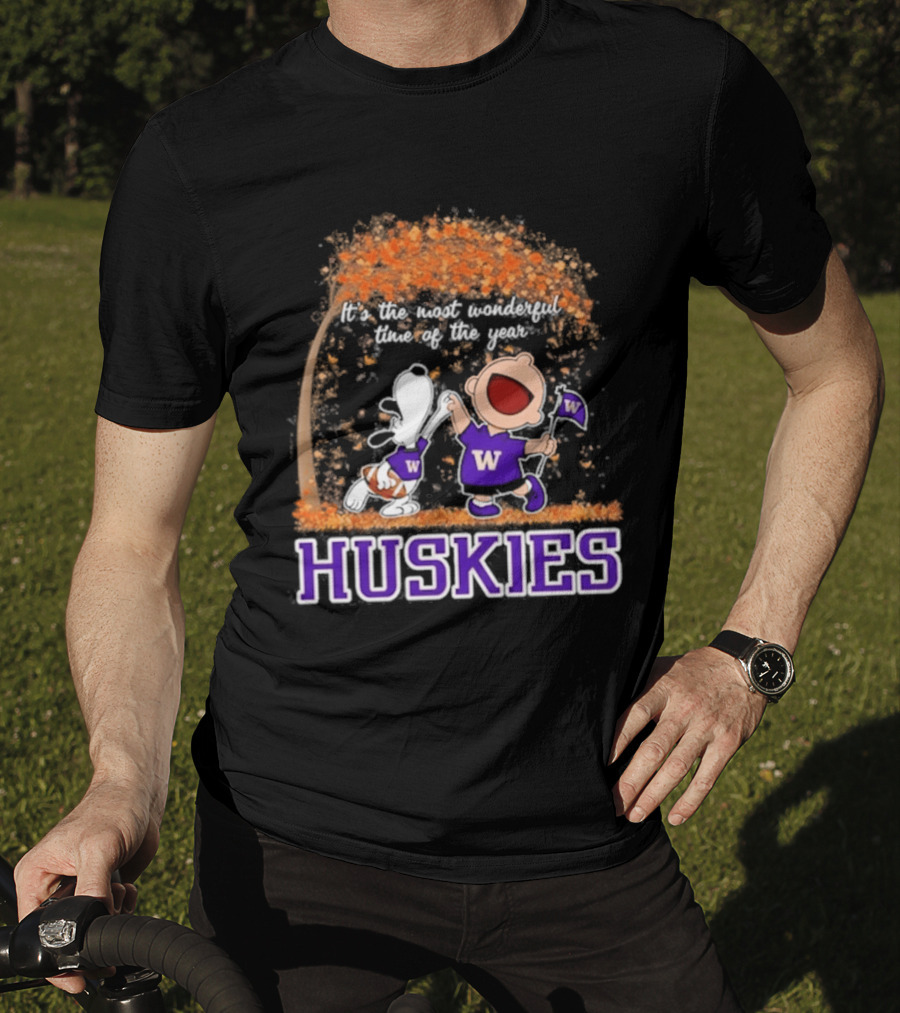 Washington Huskies Snoopy Charlie Brown Autumn 2026 Most Wonderful Time T-Shirt