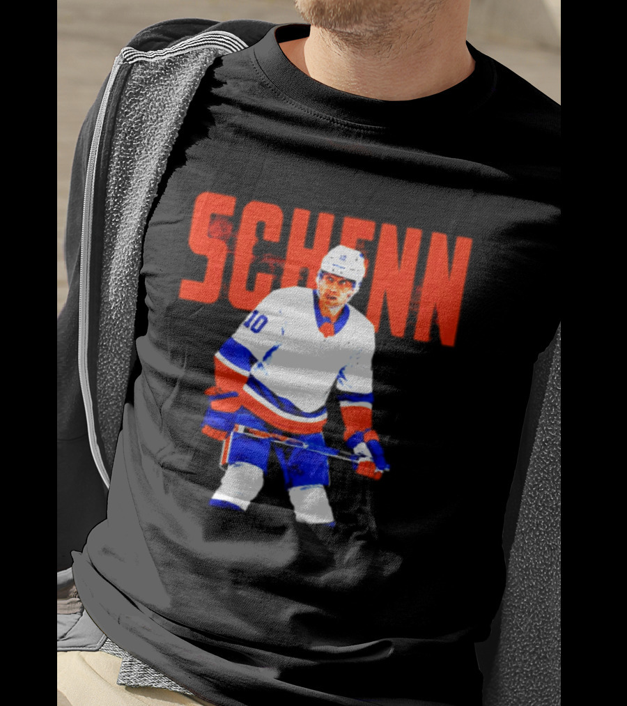 New York Islanders Brayden Schenn Grunge T-Shirt