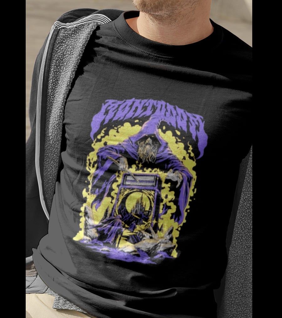 Mantdar Wizard With Castle And Guitar Amplifier Magic Explosion T-Shirt