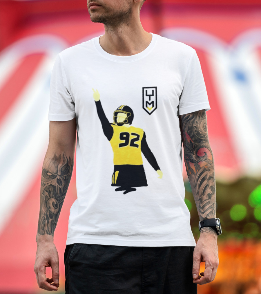 Harrison Mevis 92 Los Angeles Rams The Thiccer Kicker Football Player Quarterback Iconic Celebratory Pose T-Shirt