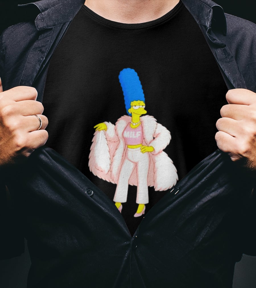 Marge Simpson Milf Pink Fur Coat The Simpsons Cartoon Iconic Character Fashion T-Shirt