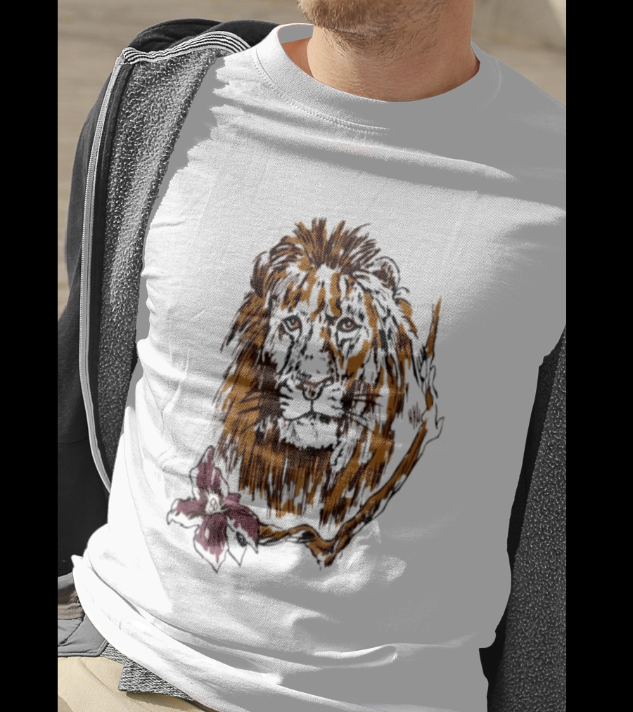 Lion With Purple Flower Wildlife Nature T-Shirt