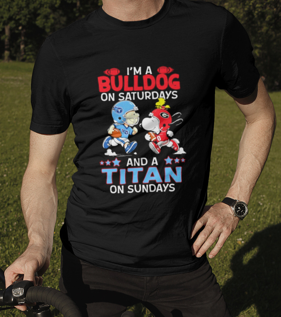 I'm A Bulldog On Saturdays And A Titan On Sundays Football Peanuts Characters T-Shirt