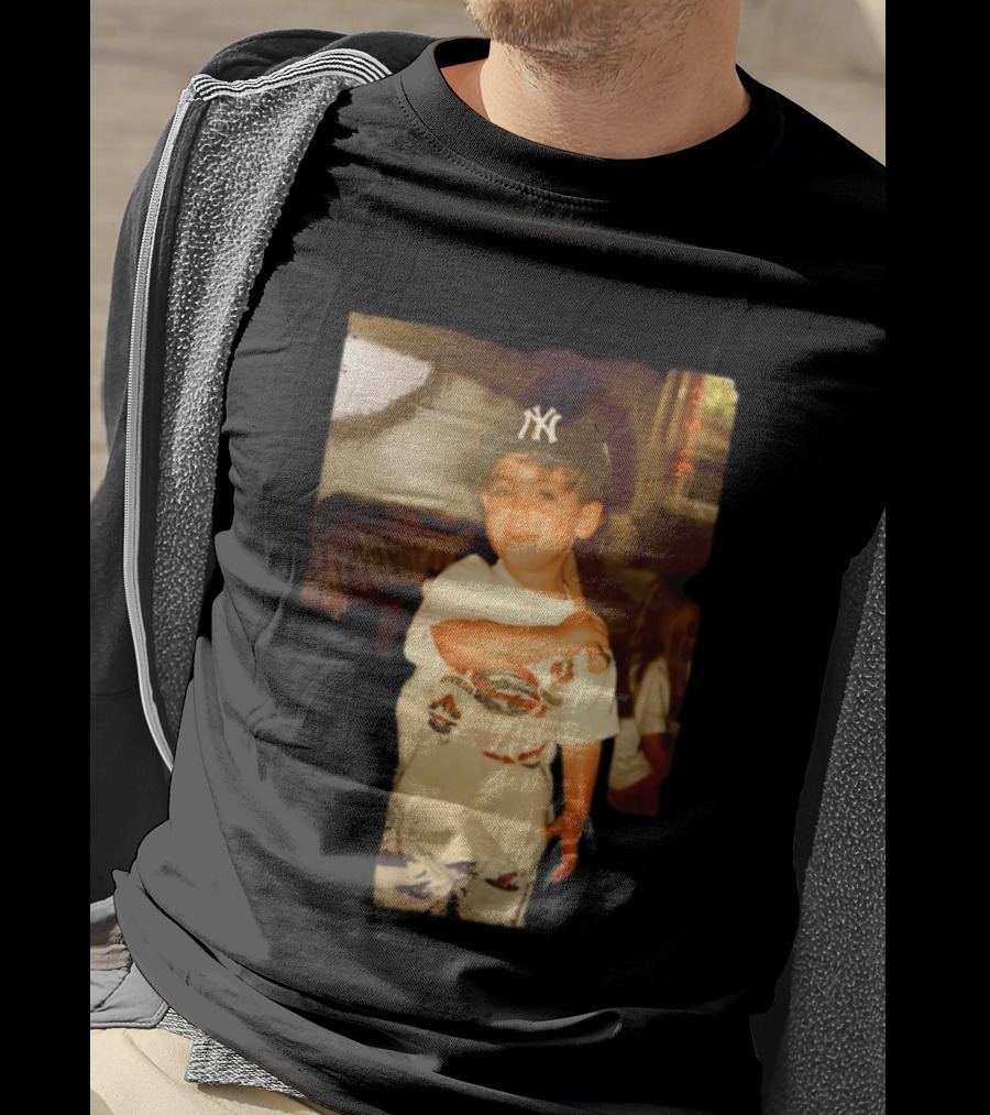 Cody Bellinger Young Yankee Fan Childhood Photo New York Yankees Cap T-Shirt