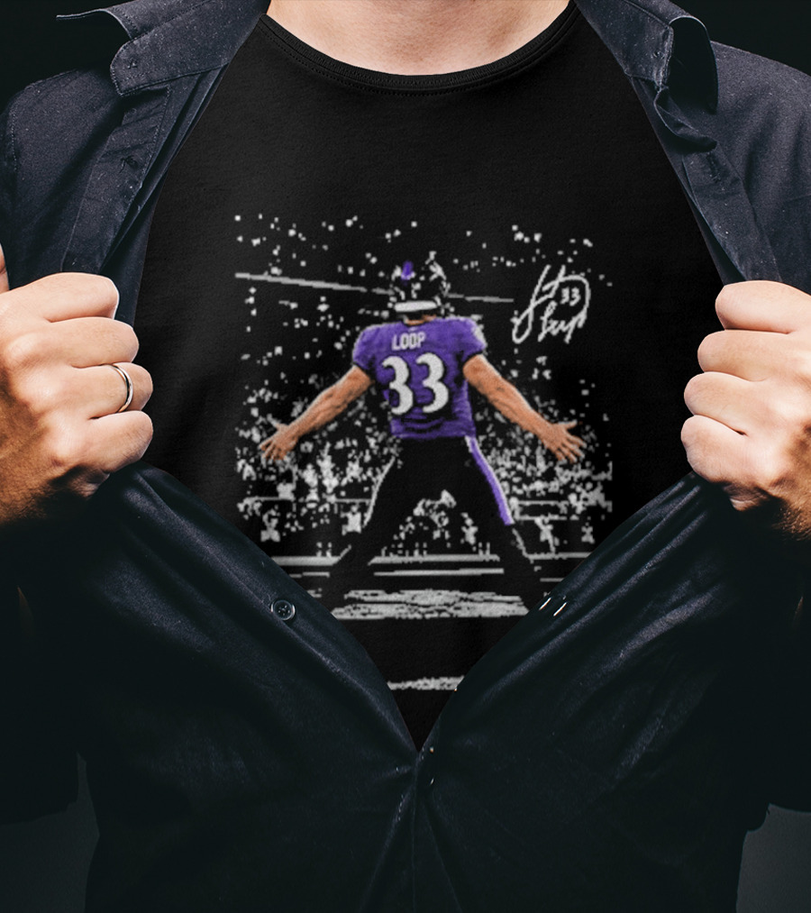 Tyler Loop 33 SIUUU Celebration Football Pose T-Shirt