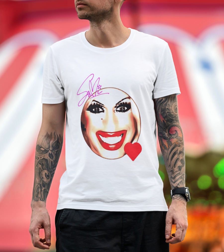 Sami Landri Big Face Heart Signature Red Lips T-Shirt