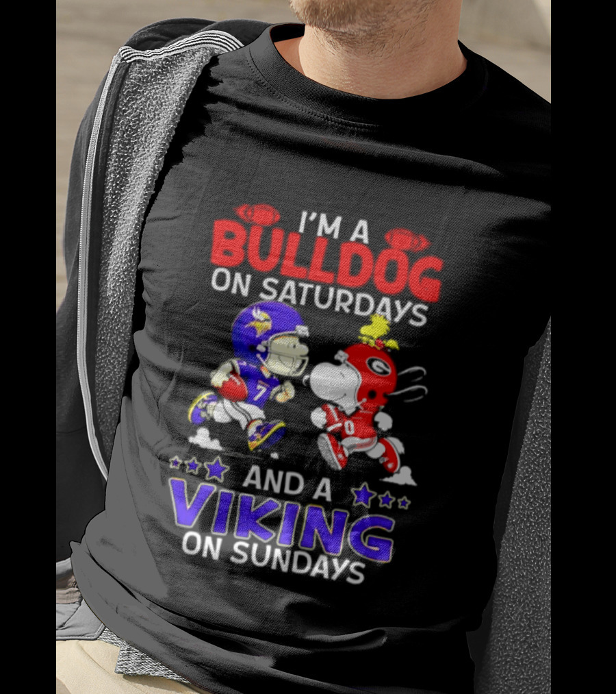I'm A Bulldog On Saturdays And A Viking On Sundays Football Peanuts T-Shirt