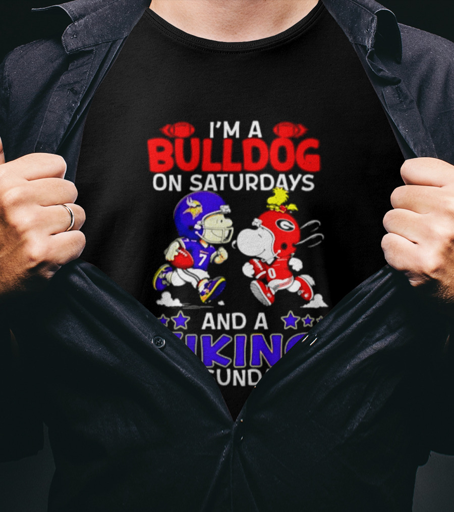 I'm A Bulldog On Saturdays And A Viking On Sundays Football Peanuts T-Shirt
